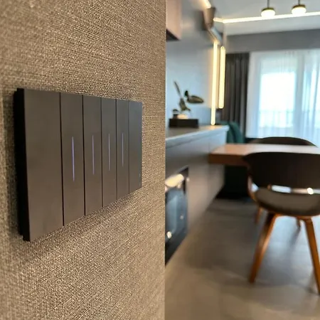 Boudoir Tower - 15th Floor