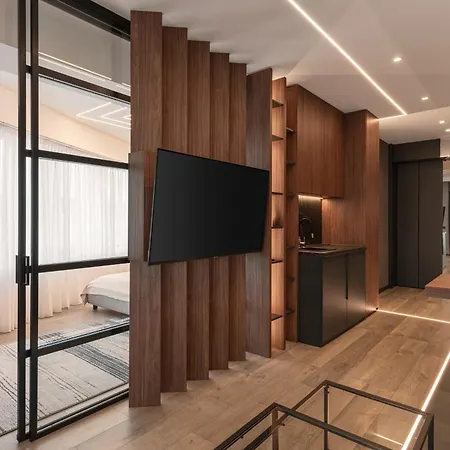 Boudoir Tower - 15th Floor Daire