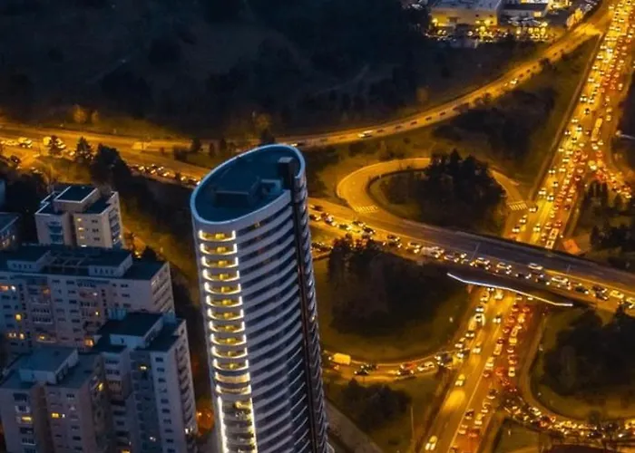 Boudoir Tower - 15th Floor *